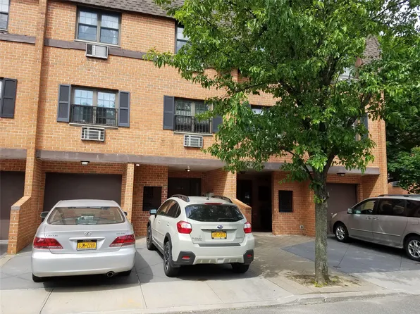 220-30 64th Ave #1A, Bayside, NY 11364