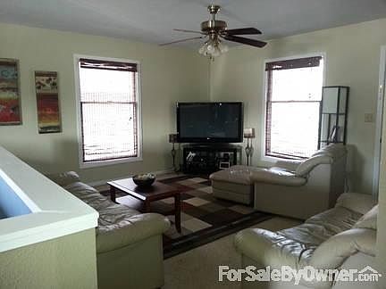 3rd image of 2803 Cheyenne Blvd