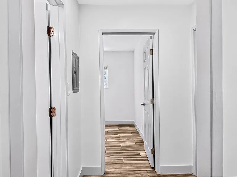 1332 Walnut Ave — Photo 10