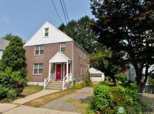 254-256 Wilmot Ave, Bridgeport, CT 06607