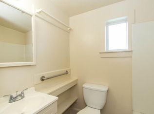 136 South Ave #136, Newport News, VA 23601