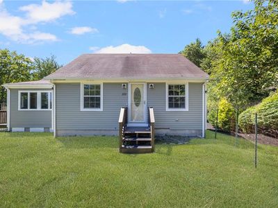 222 Old County Rd, Smithfield, RI, 02917
