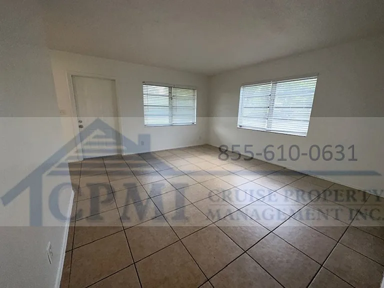 3498 NE 11 Ave Oakland Park, FL 33334 — Photo 6