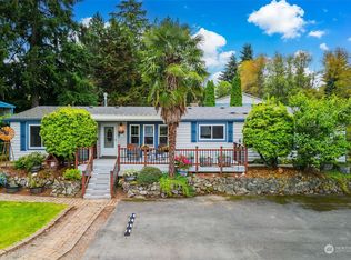 1350 SE Salmonberry Rd, Pt Orchard, WA 98366
