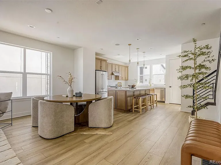 10994 E Geddes Pl — Photo 6