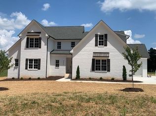 4270 Bridgehead Rd, Kernersville, NC 27284