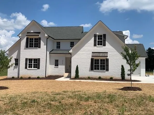 4270 Bridgehead Rd, Kernersville, NC 27284