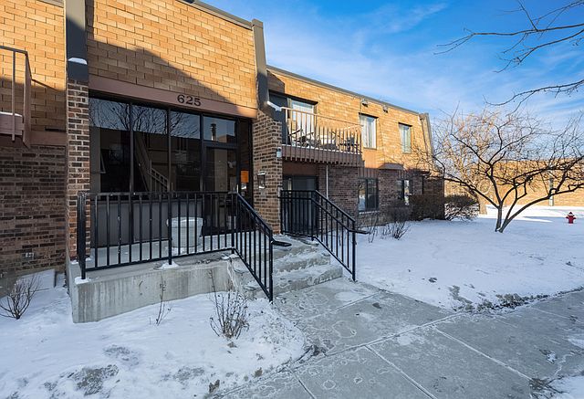 1st image of 625 Derry Ct APT 1D
