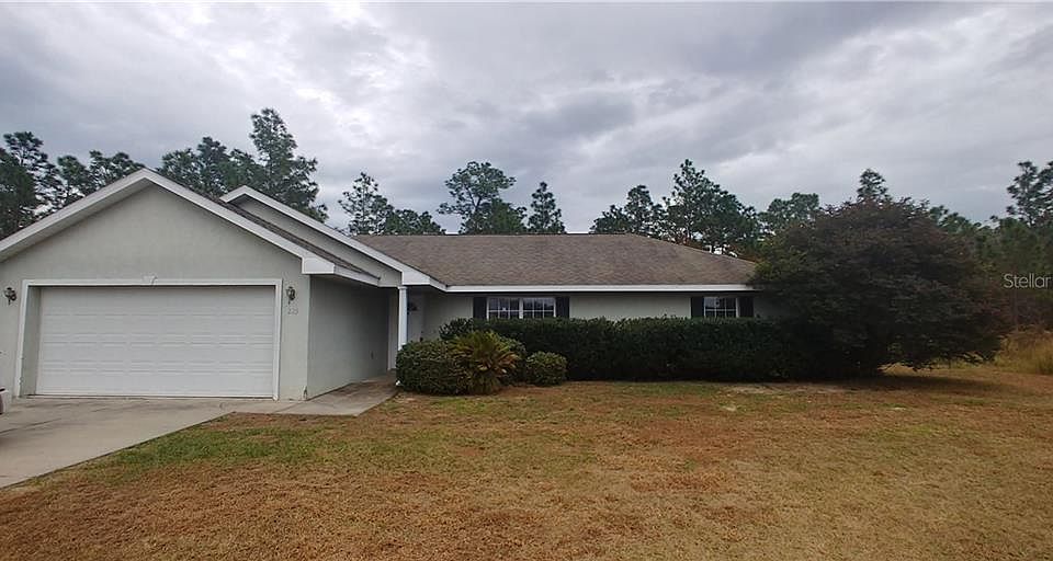 1st image of 223 Oak Lane Cir