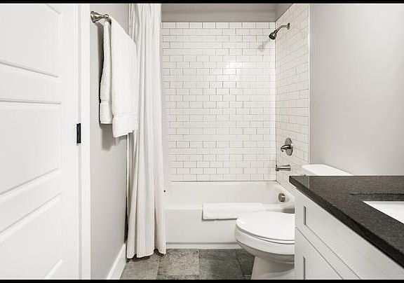 5th image of 844 Cherokee Ave #9