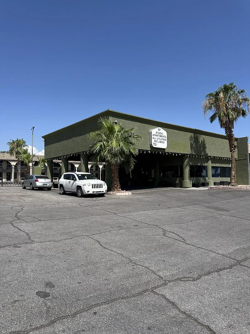 921 Las Vegas Blvd N - 206 — Photo 1