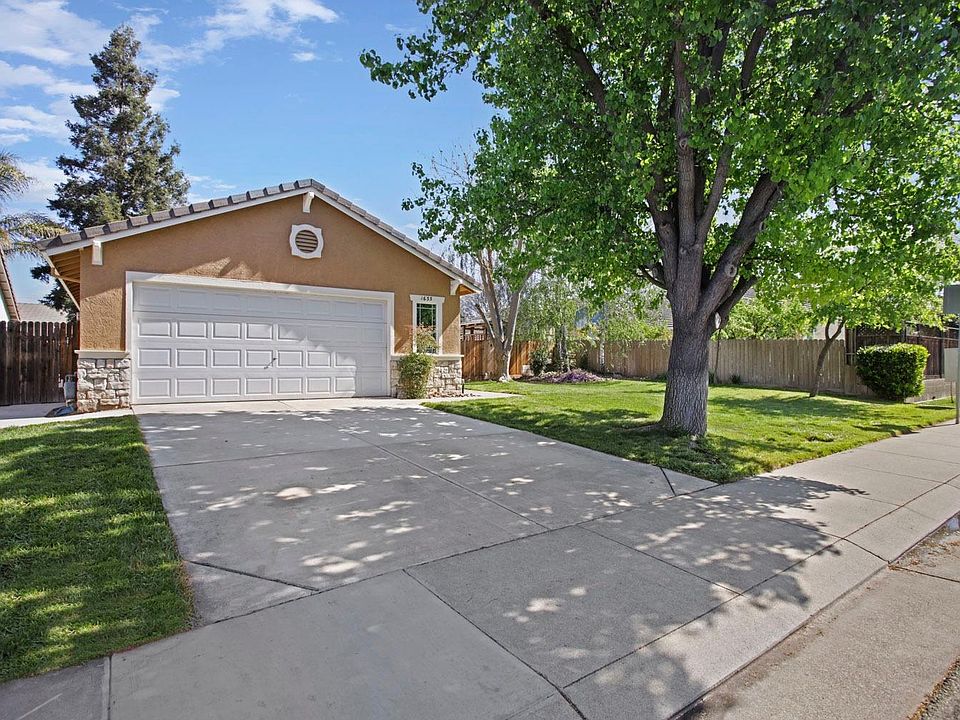 1st image of 1633 William Moss Blvd