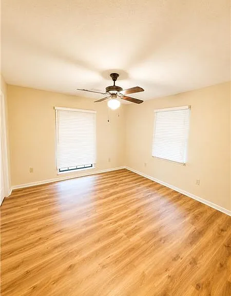 117 Maple Dr — Photo 5
