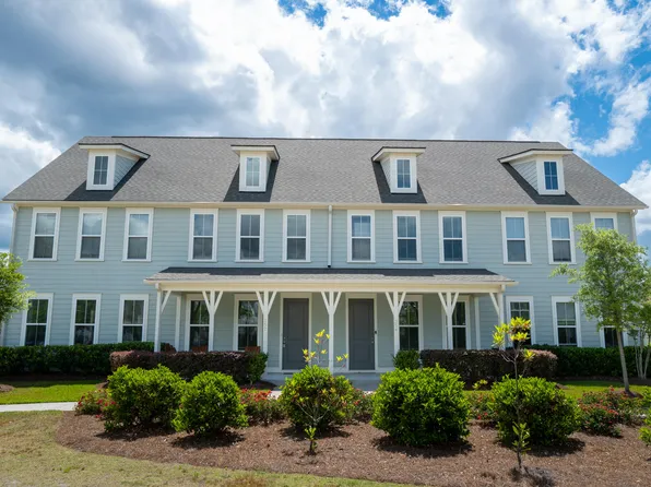 352 Great Lawn Dr, Summerville, SC 29486