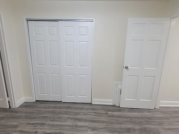 5th image of 552 38th St APT 2