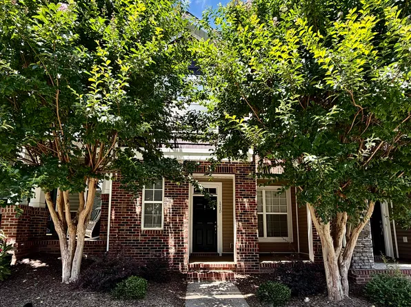 121 Walnut Cove Dr APT D, Mooresville, NC 28117