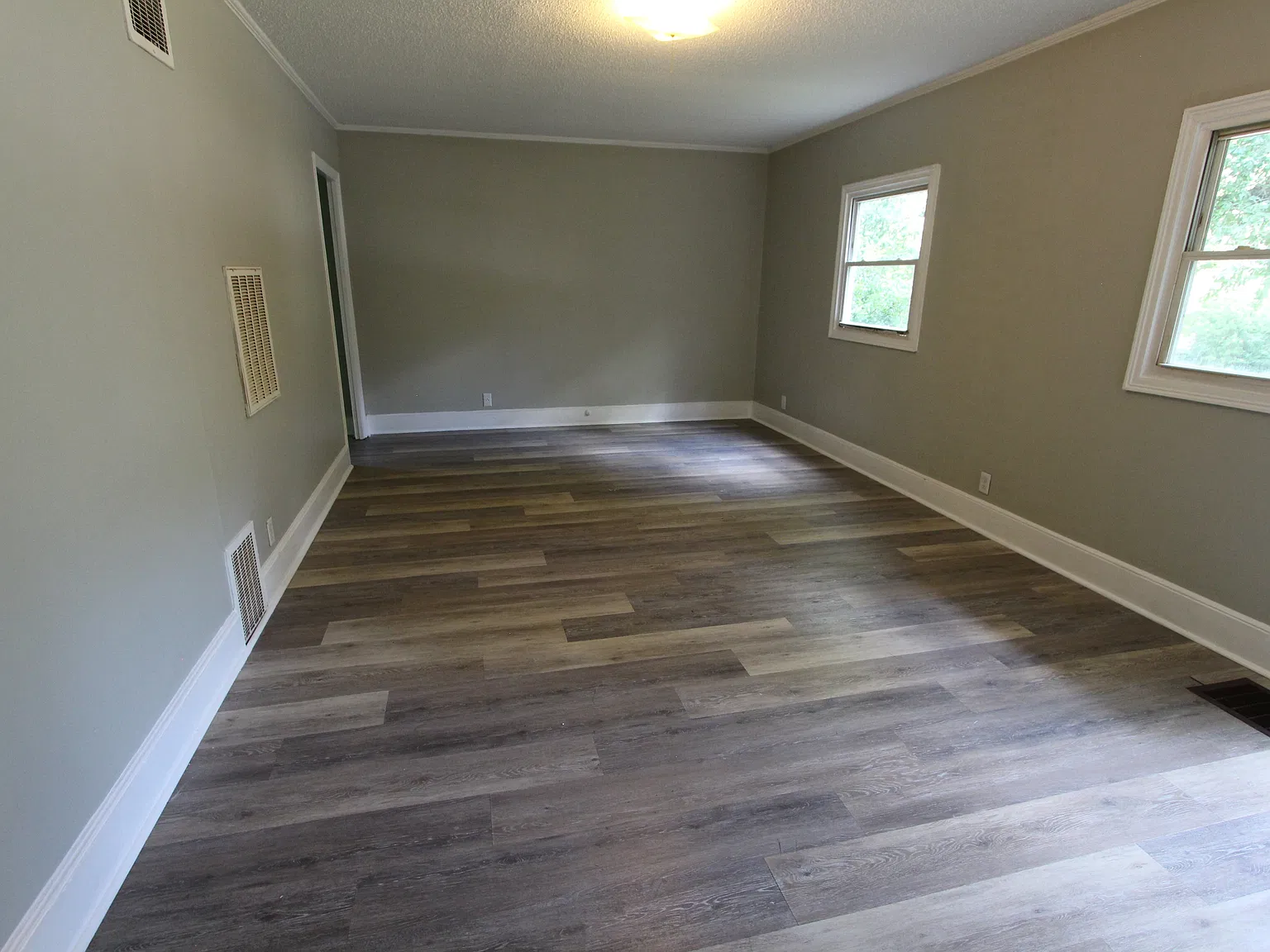 725 Lucas Street - 725 — Photo 4