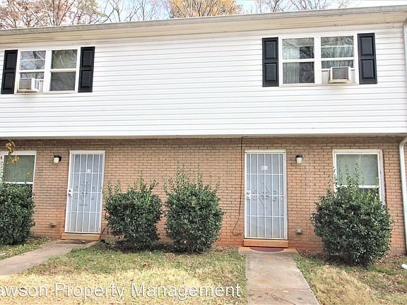 2nd image of 2614 Hemphill St #B1