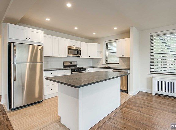 4th image of 100 Central Ave APT 4B