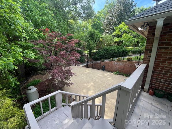 277 Forest Rd, Marion, NC 28752