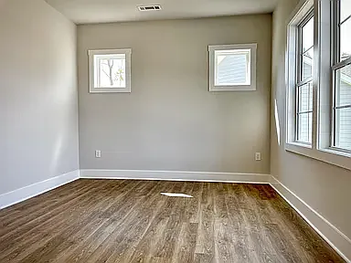 942 Steep Meadow Ln — Photo 3