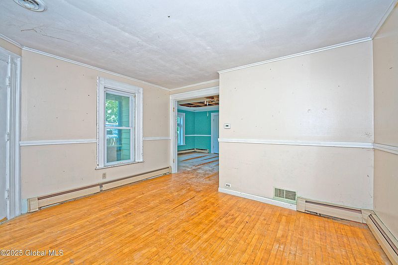 4th image of 70 Sanford Street