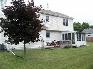 980 Broadway Dr, Sun Prairie, WI 53590