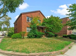 728 Cummins Hwy #8, Mattapan, MA 02126