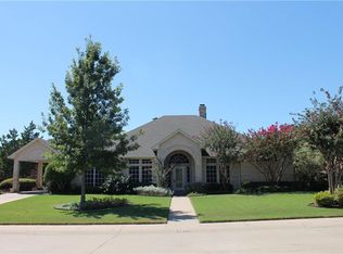 600 Forest Edge Ln, Red Oak, TX 75154