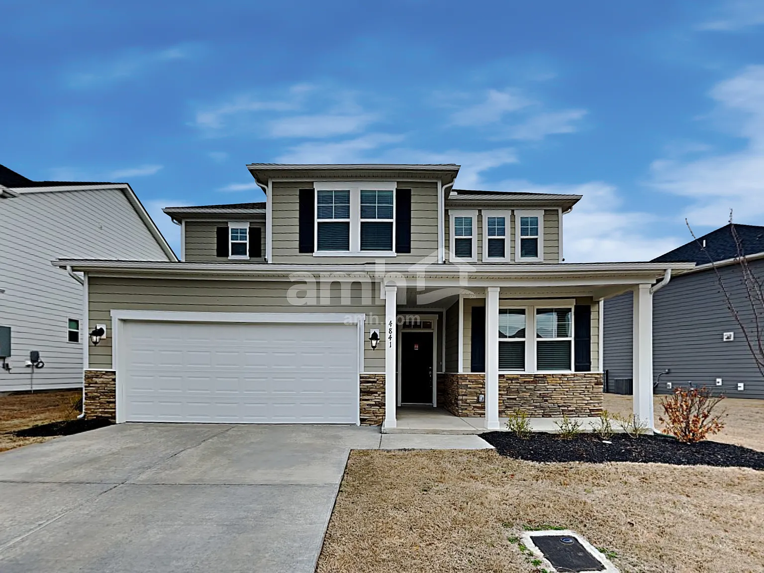 5 bed, 3.0 bath, 2553 sqft, $2,790 — Photo 1