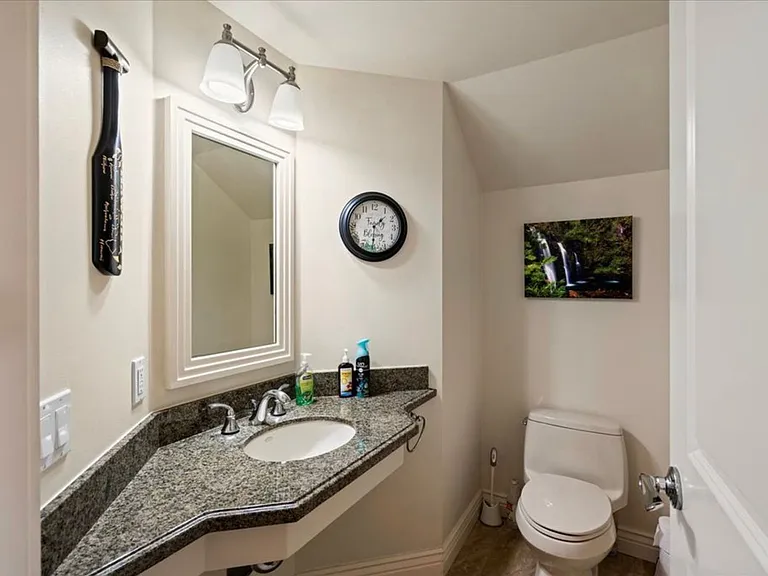 319 Kai Malu Pl #60B — Photo 12