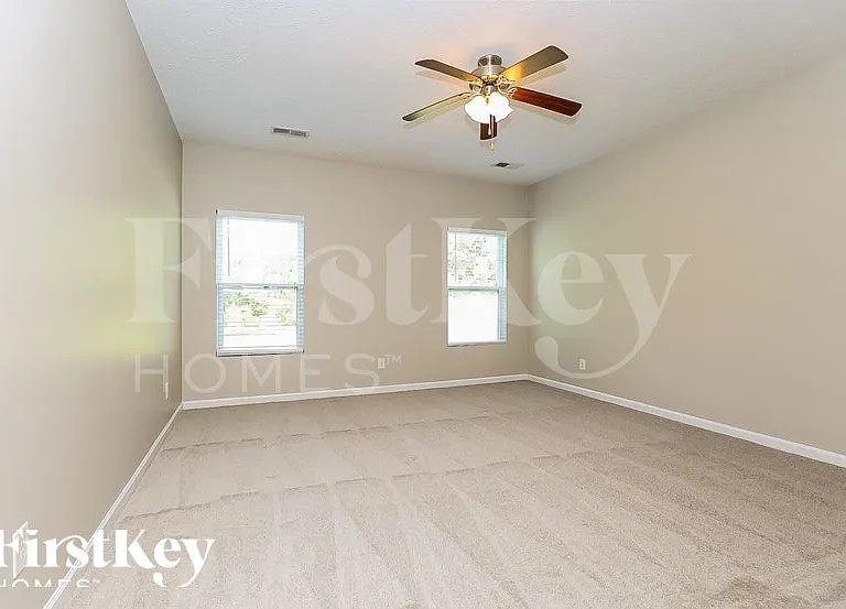 115 Pierre Pl — Photo 8