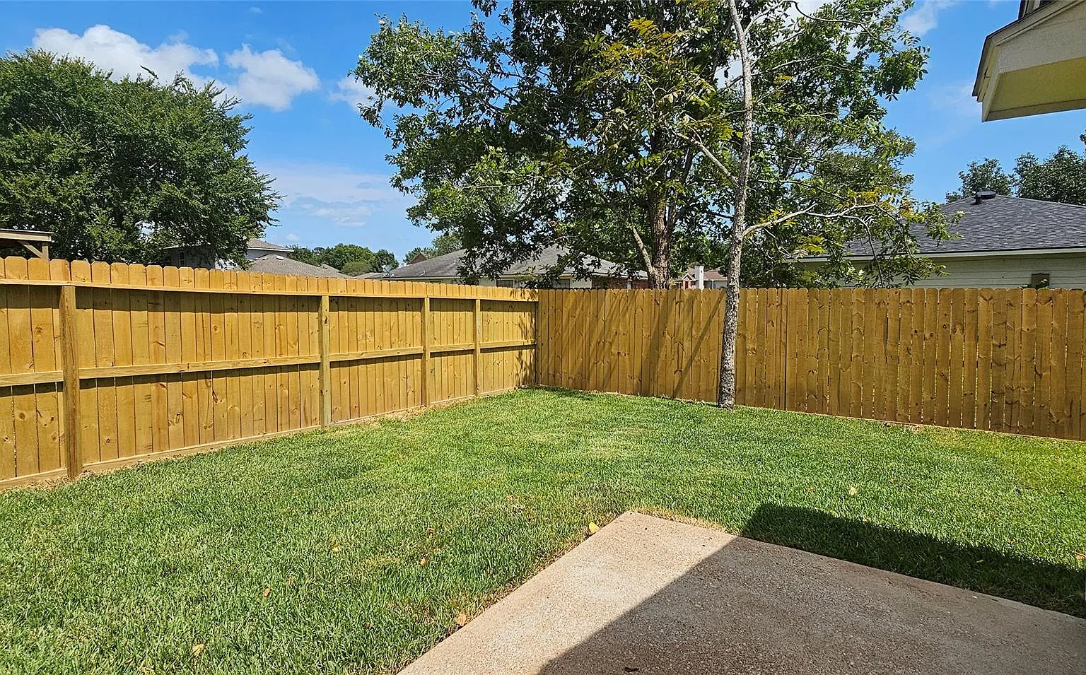 3 bed, 2.0 bath, 1458 sqft, $1,850 — Photo 4