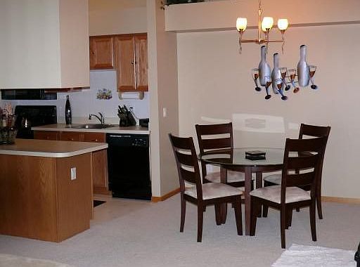 5th image of 9693 Wildflower Ct
