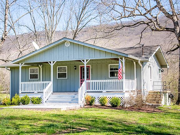 2nd image of 4243 Cloverdale Rd