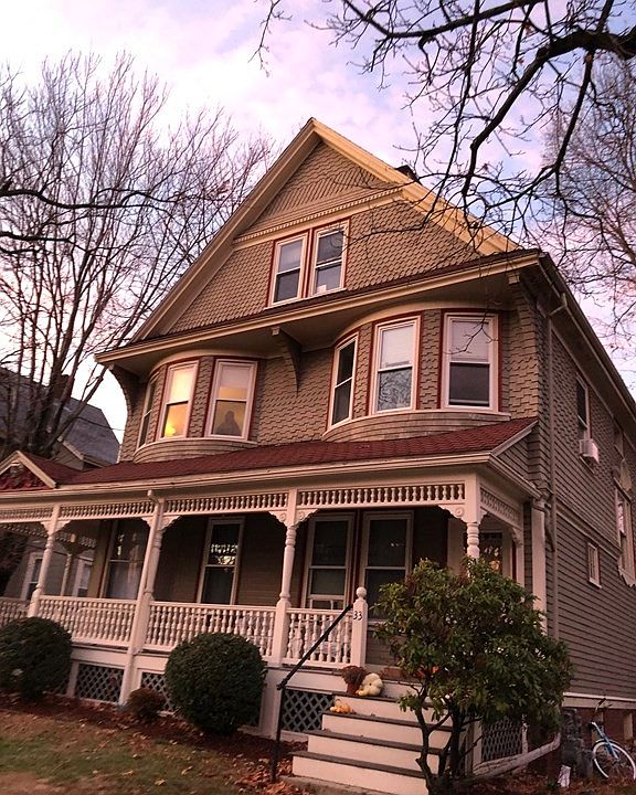2nd image of 33 Garfield St #1