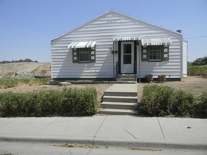 1st image of 919 Adams Ave
