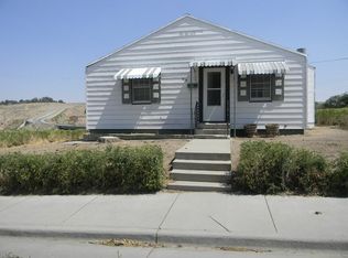 919 Adams Ave, Rock Springs, WY 82901