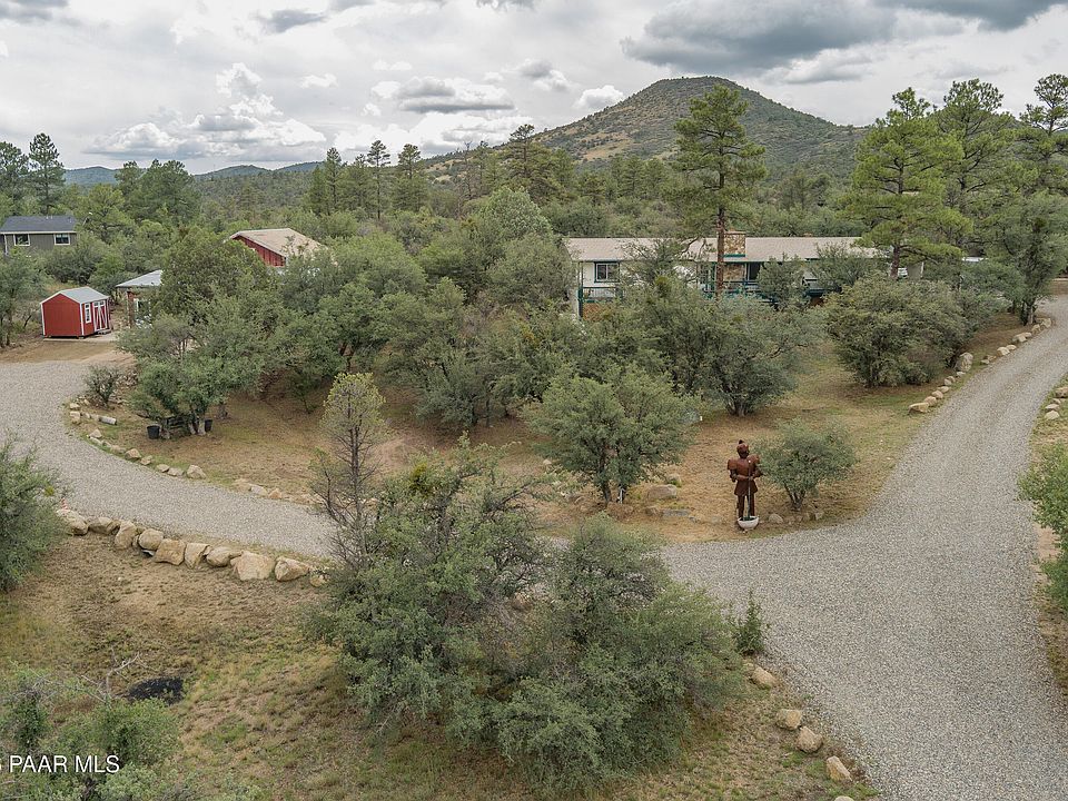 1st image of 2118 N Old Kettle Dr