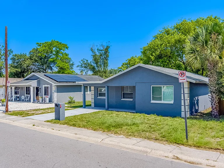 1116 Tangerine St — Photo 17