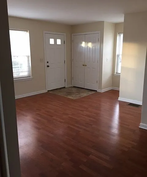 1 Woods Dr — Photo 5