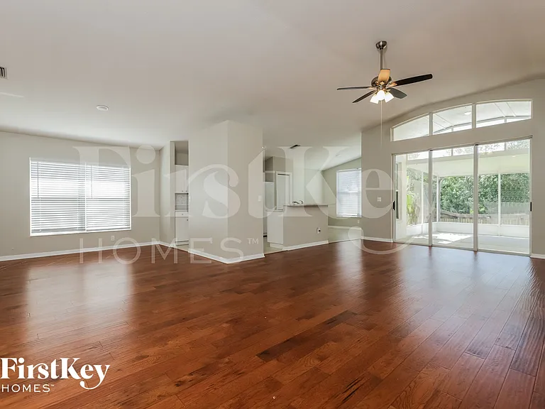 4312 Horseshoe Pick Ln — Photo 3