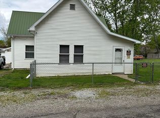 306 5th St, Elizabethtown, IN 47232