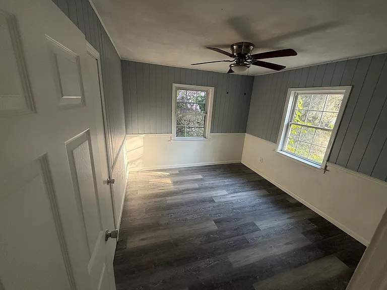 377 NW Fern Brook Loop — Photo 2