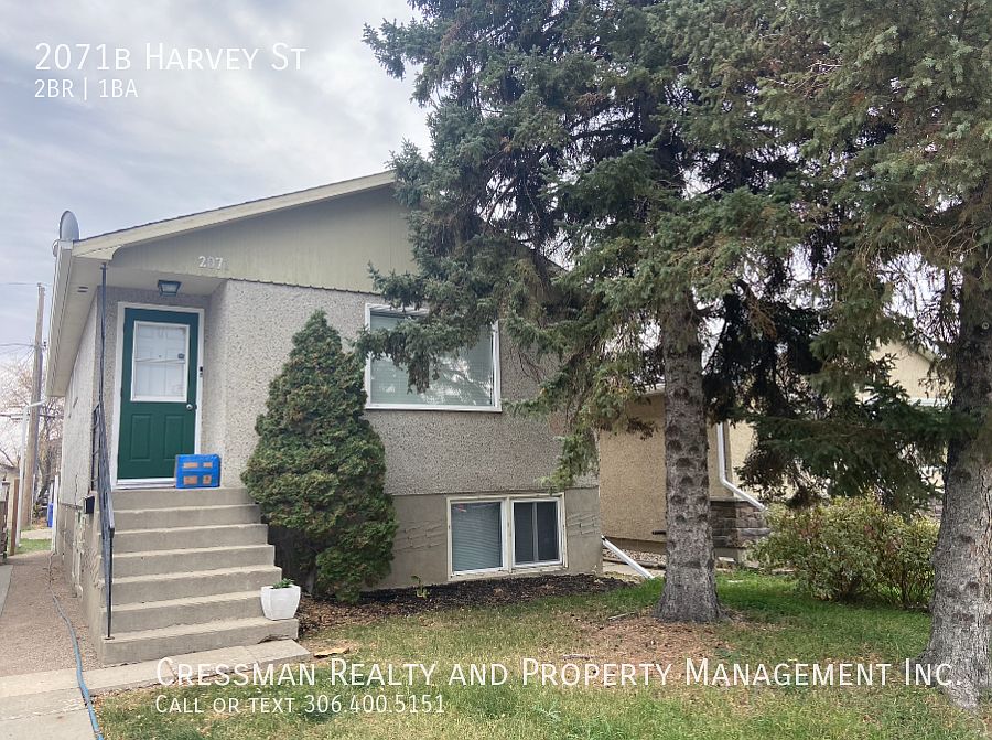 1st image of 2071B Harvey St
