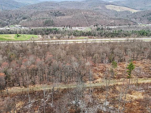 5th image of S Eagle Valley Rd