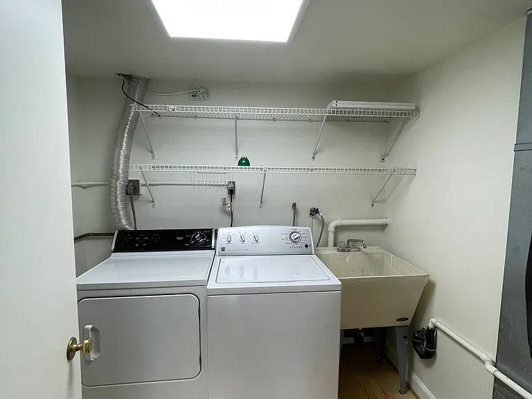 Free laundry with stationary tub.