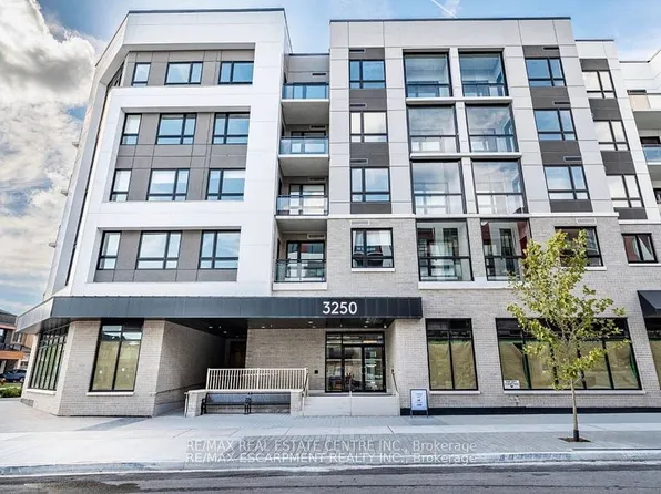 3250 Carding Mill Trl, Oakville, ON