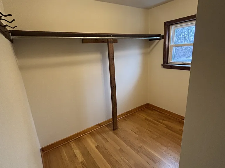 15 Johnston Ave — Photo 9