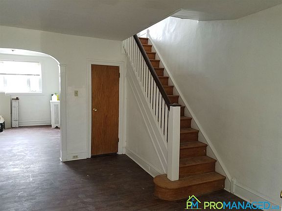 4th image of 2645 Massey St